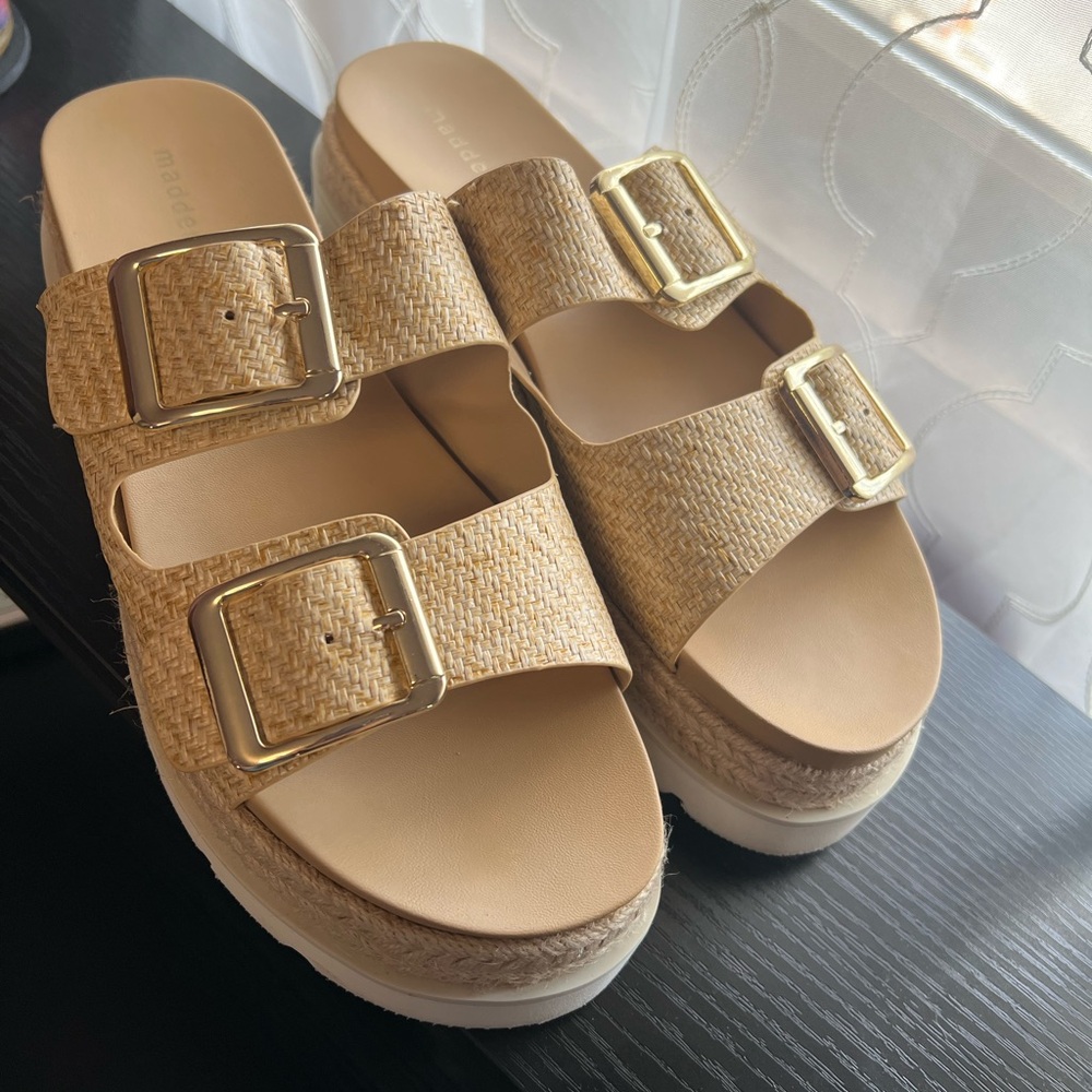 Madden Girl raffia 2 buckle platform sandal. Worn once